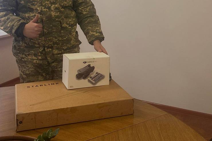 Смілянська громада передала дрон та StarLink для 68-ї артилерійської бригади