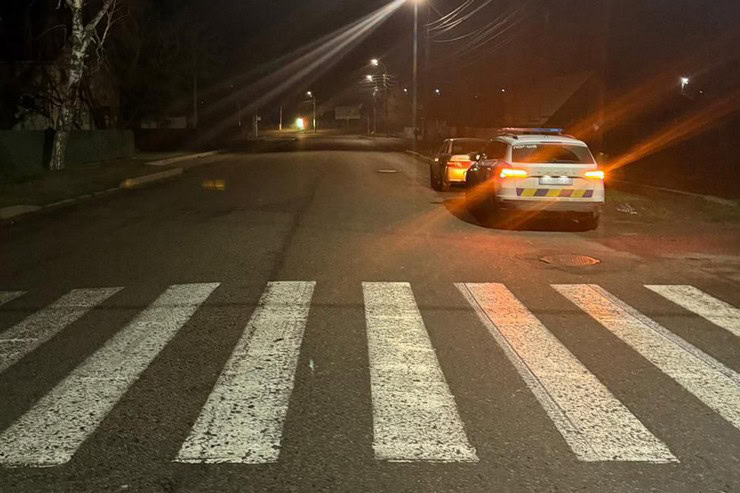 ДТП в Смілі: автомобіль ВАЗ скоїв наїзд на жінку на пішоходному переході