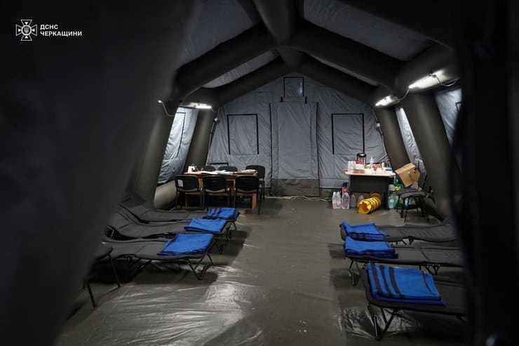 В Смілі відкрили цілодобовий мобільний пункт незламності: адреса та можливості