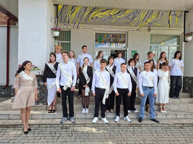Останній дзвоник в Смілі: цьогоріч в школах 433 випускники 11 класів та 655 дев’ятикласників