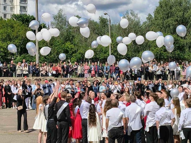 Останній дзвоник в Смілі: цьогоріч в школах 433 випускники 11 класів та 655 дев’ятикласників