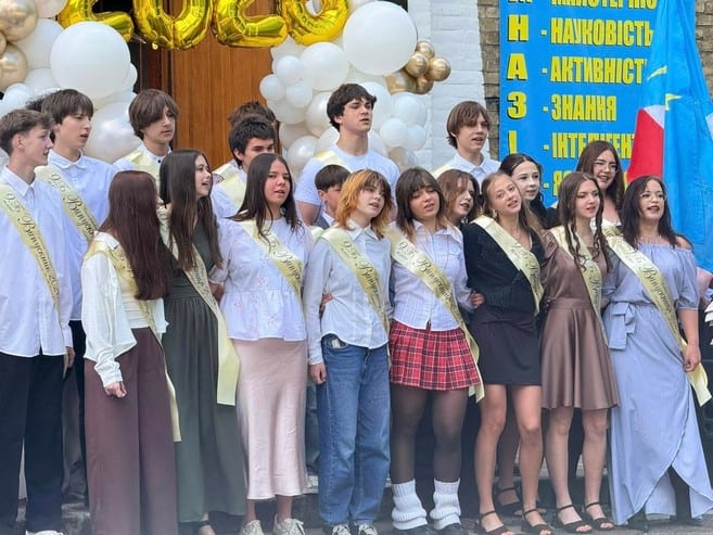 Останній дзвоник в Смілі: цьогоріч в школах 433 випускники 11 класів та 655 дев’ятикласників