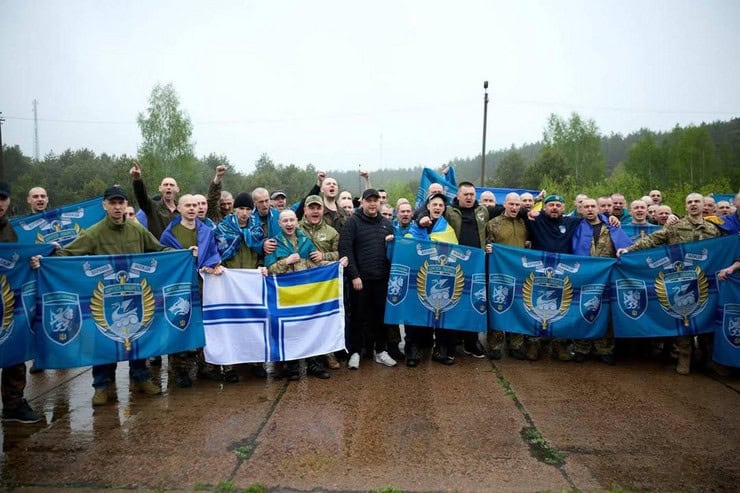 Військовий зі Сміли повернувся додому після 4 років російського полону